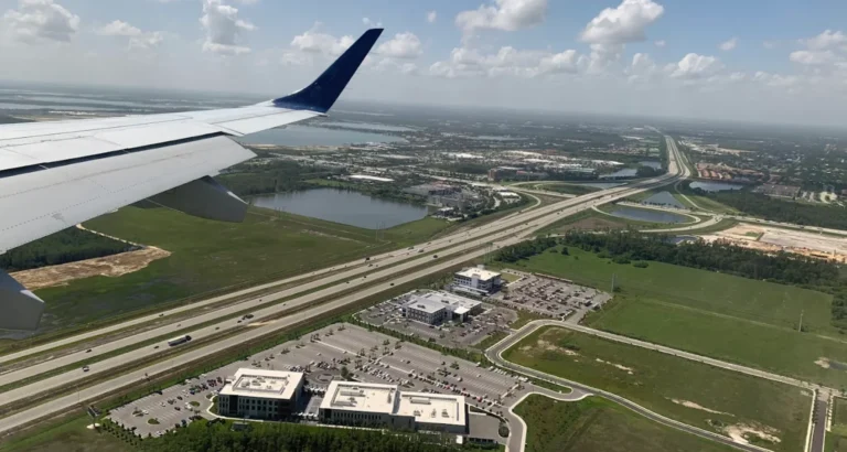Which Airport Do You Fly Into for Fort Myers? A Complete Guide for Travelers
